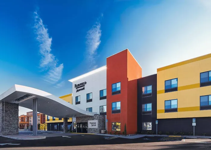 Fairfield Inn & Suites By Marriott Fresno Yosemite International Airport